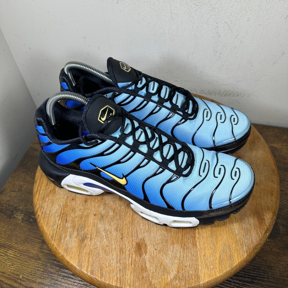 Nike Air Max Plus TN Blue Gradient Black Gold DX0755-001 Mens Size 10 Sneaker